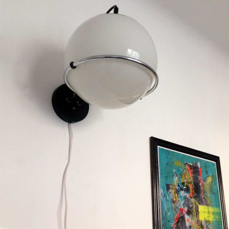 Wall lamp Raak opaline and chrome