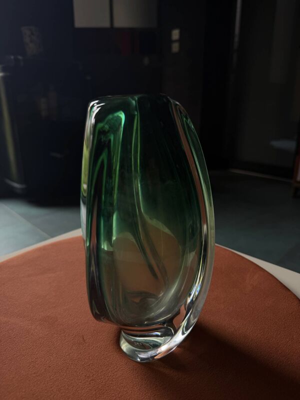 Vase en cristal vert transparent de Val Saint Lambert