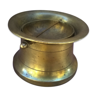 Vintage rocking ashtray