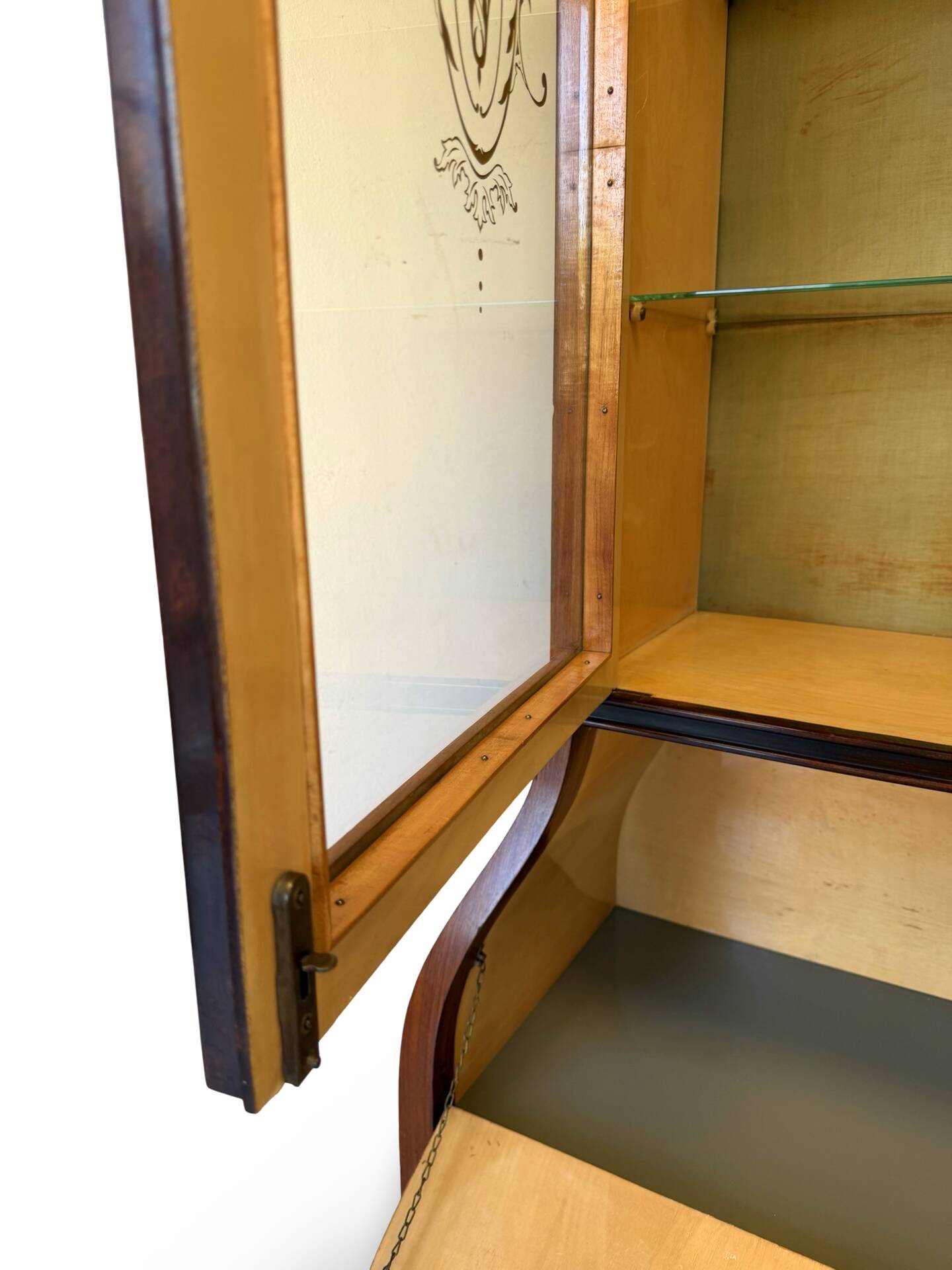 Secretary credenza in marquetry in the Italian Louis XV style from the mid-century, 1960.