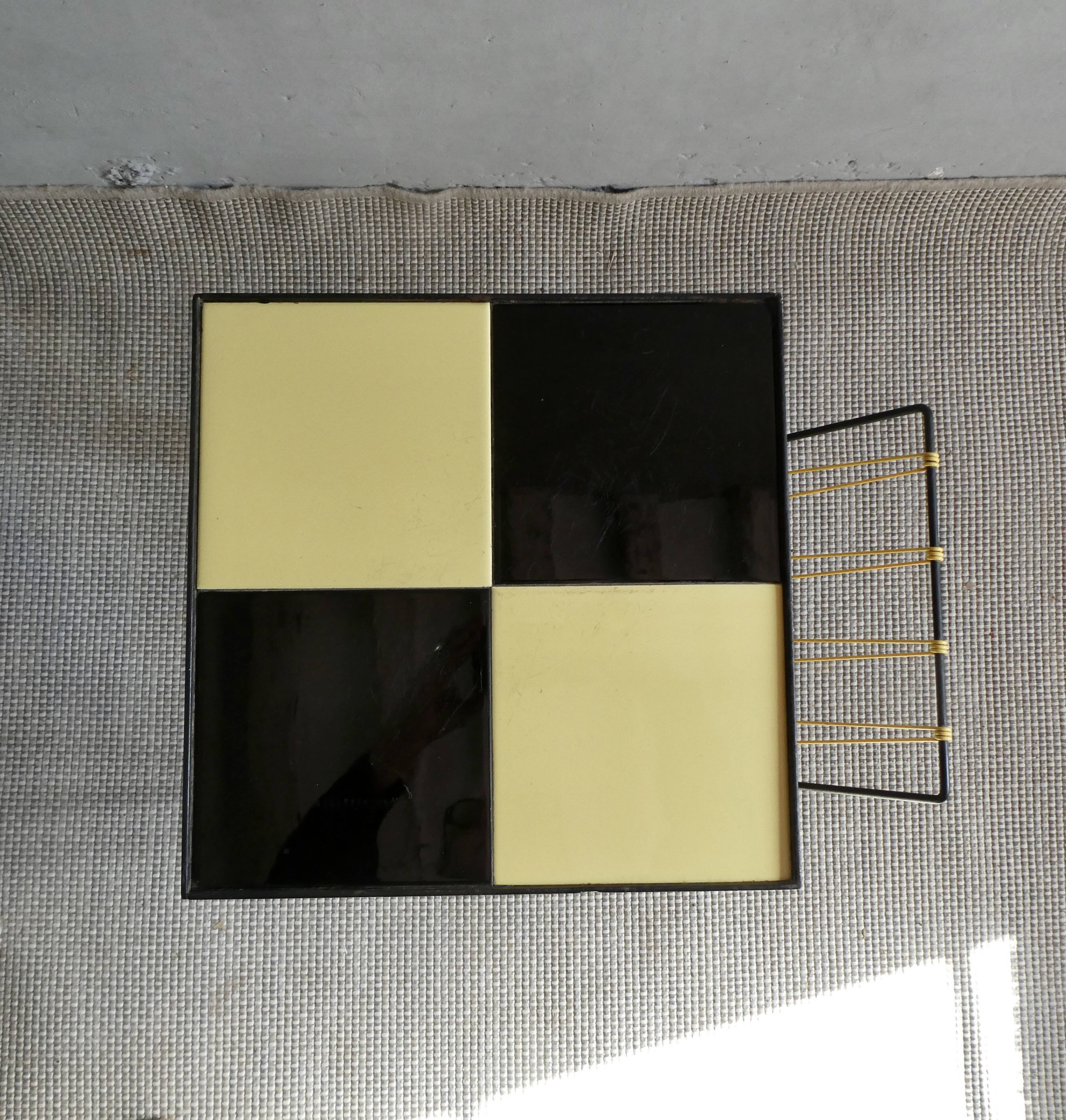 Table d'appoint en métal et carreaux de céramique, vers 1960