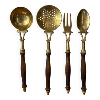 Couverts de service authentiques en laiton et bois