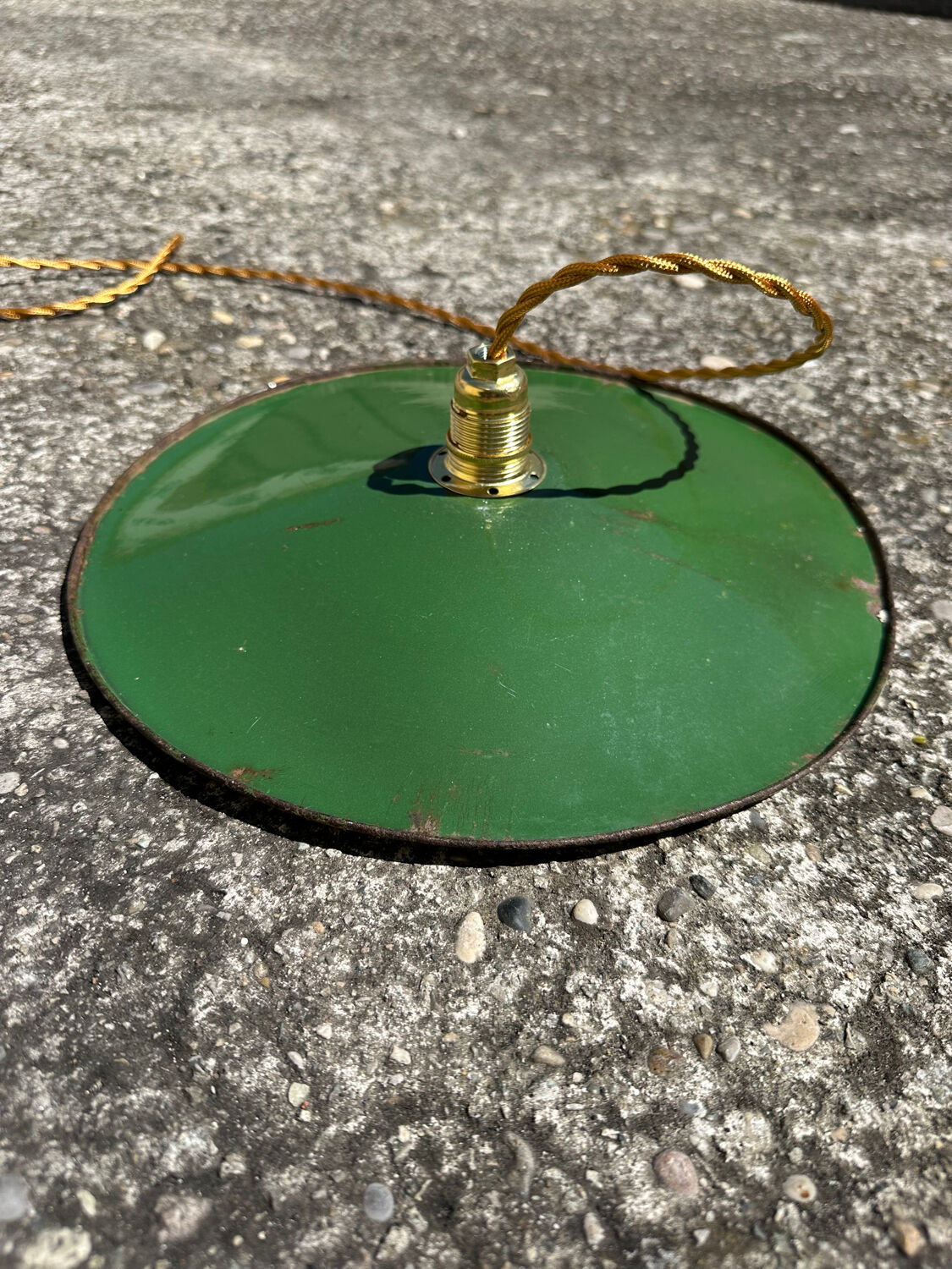 Industrial suspension pair with XL enamelled metal lampshade.