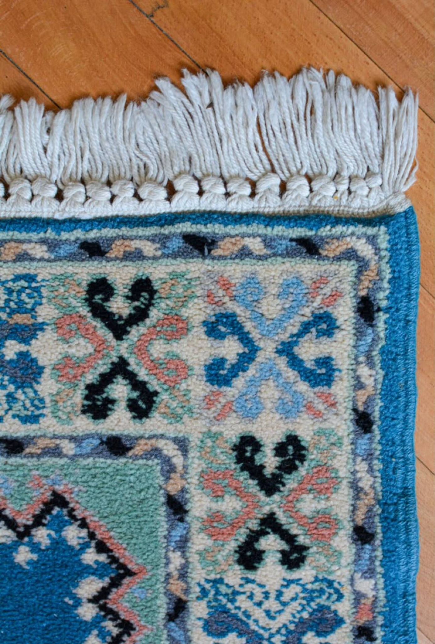 Vintage Moroccan Hand-Knotted Rug – Extra Supérieure – 130 × 70 cm