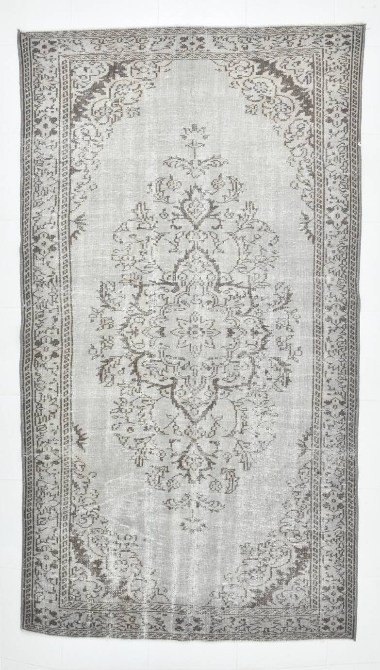 5x9 Shades Of Gray & Brown Classic Vintage Rug, 150x278Cm