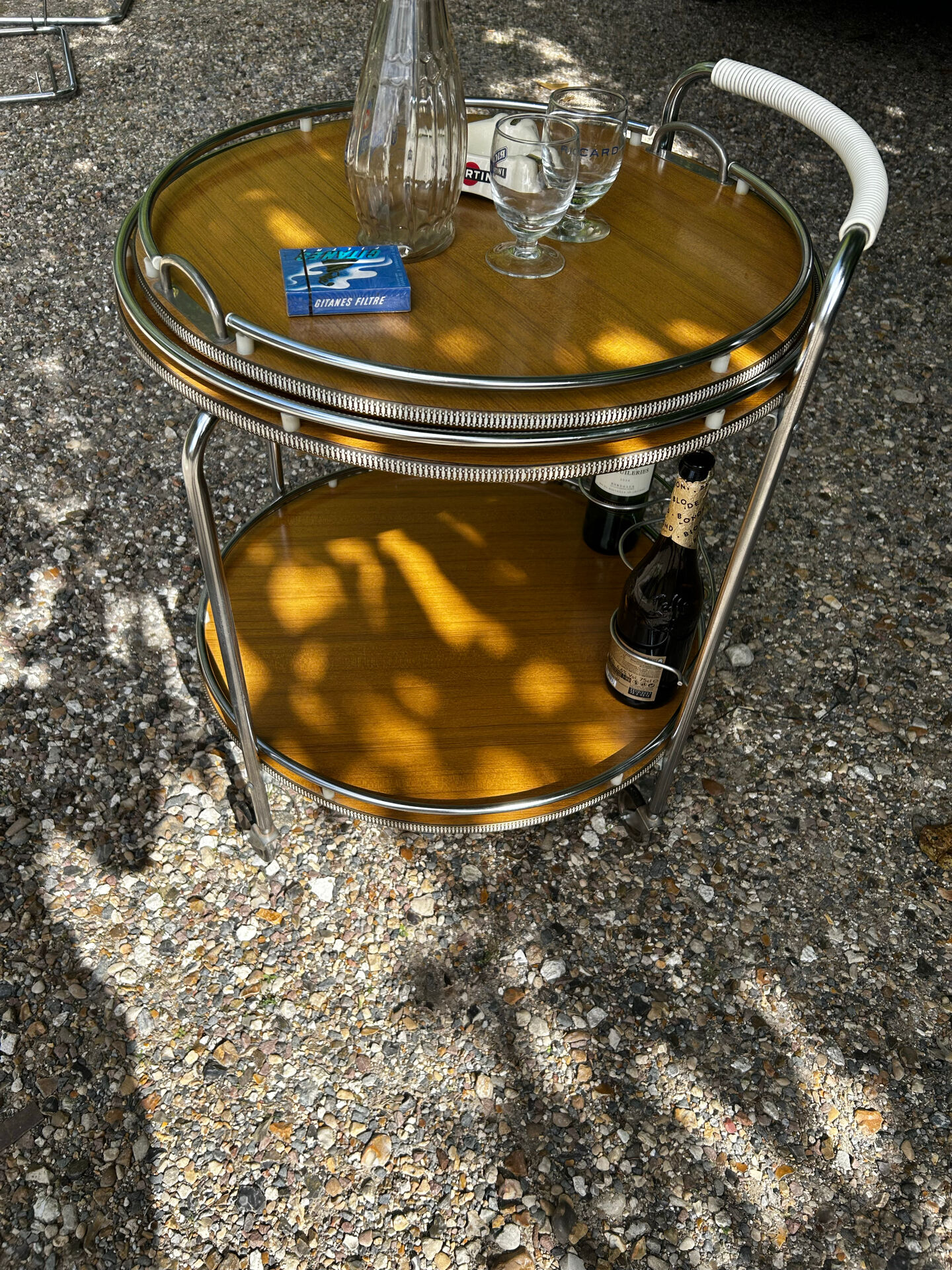 Vintage rolling bar cart from the 60s/70s.