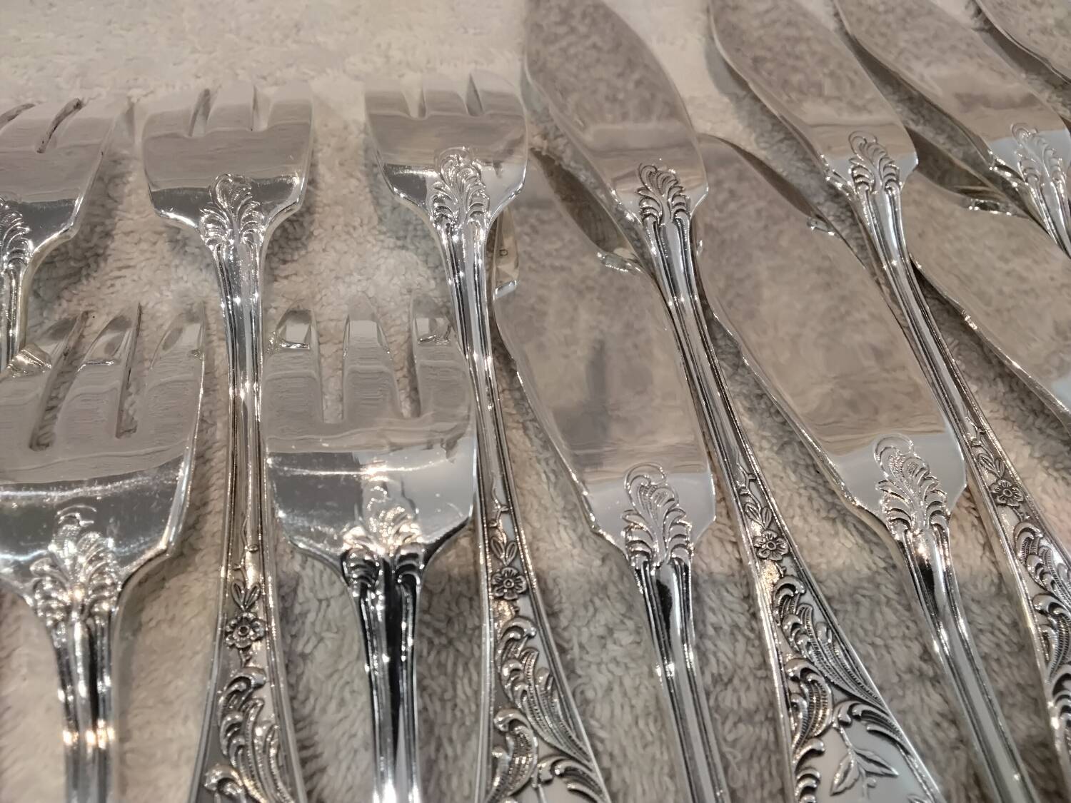 12 fish cutlery sets 24p silver-plated metal rocaille style Marly