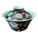 Chinese cup and lid