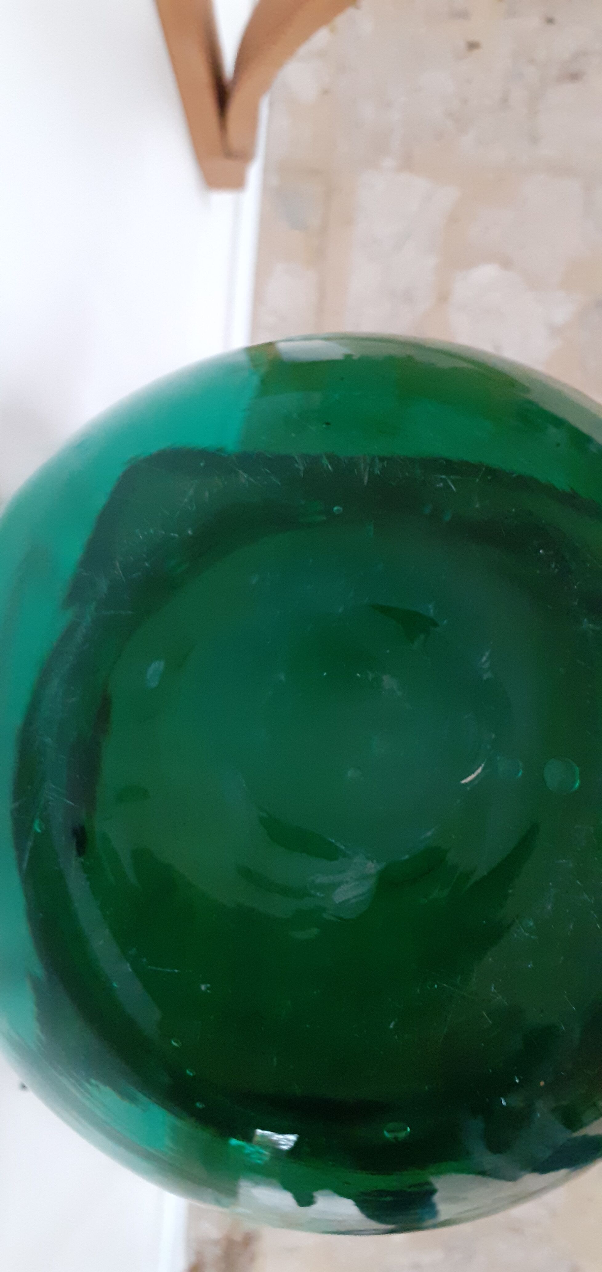 Green pot cache vase in blown glass