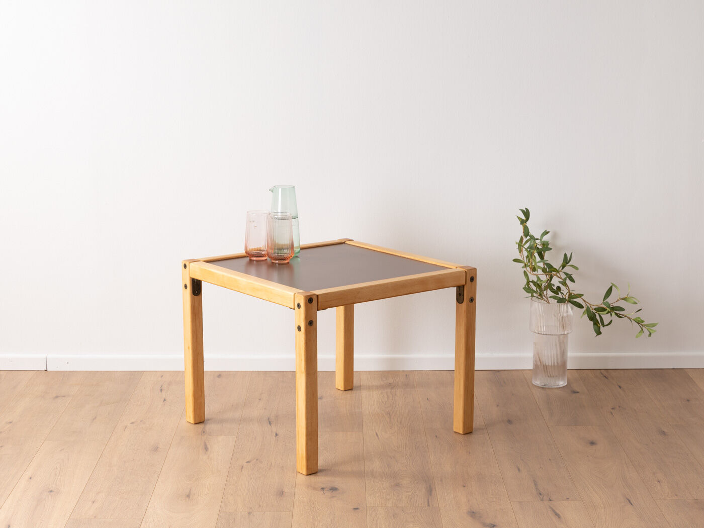 Coffee table, Flötotto