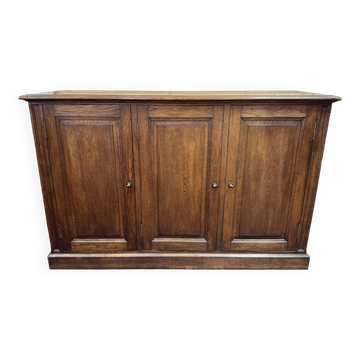 Enfilade with 3 oak doors from the early 20th century.