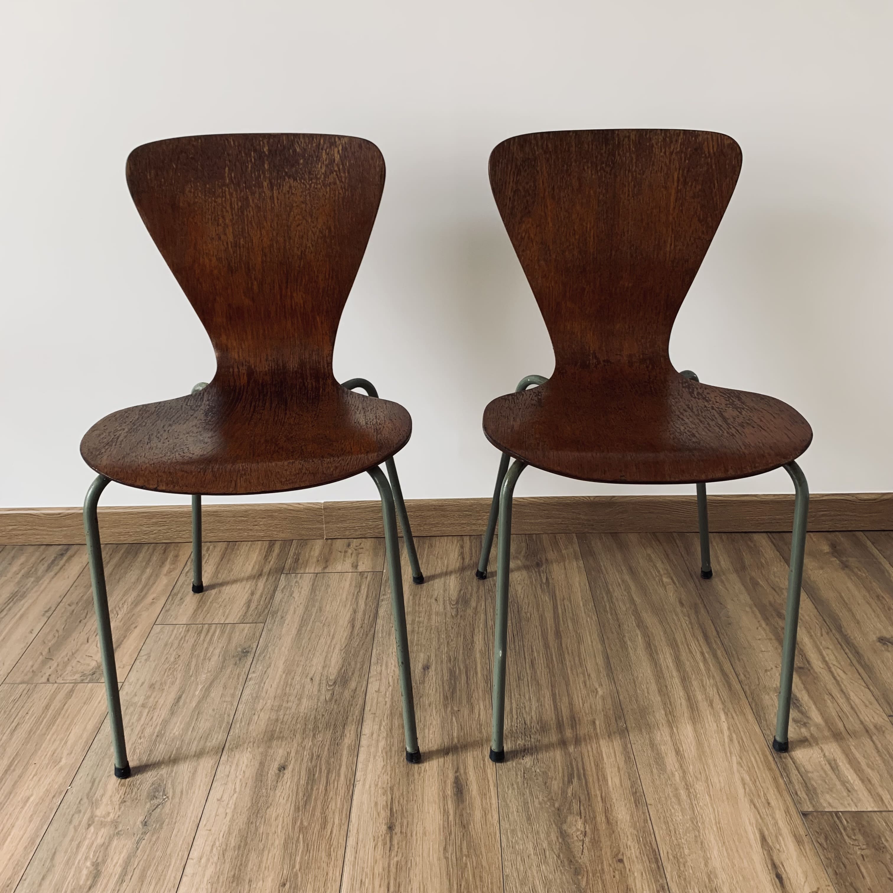 Pair of 3107 chairs - wood & metal