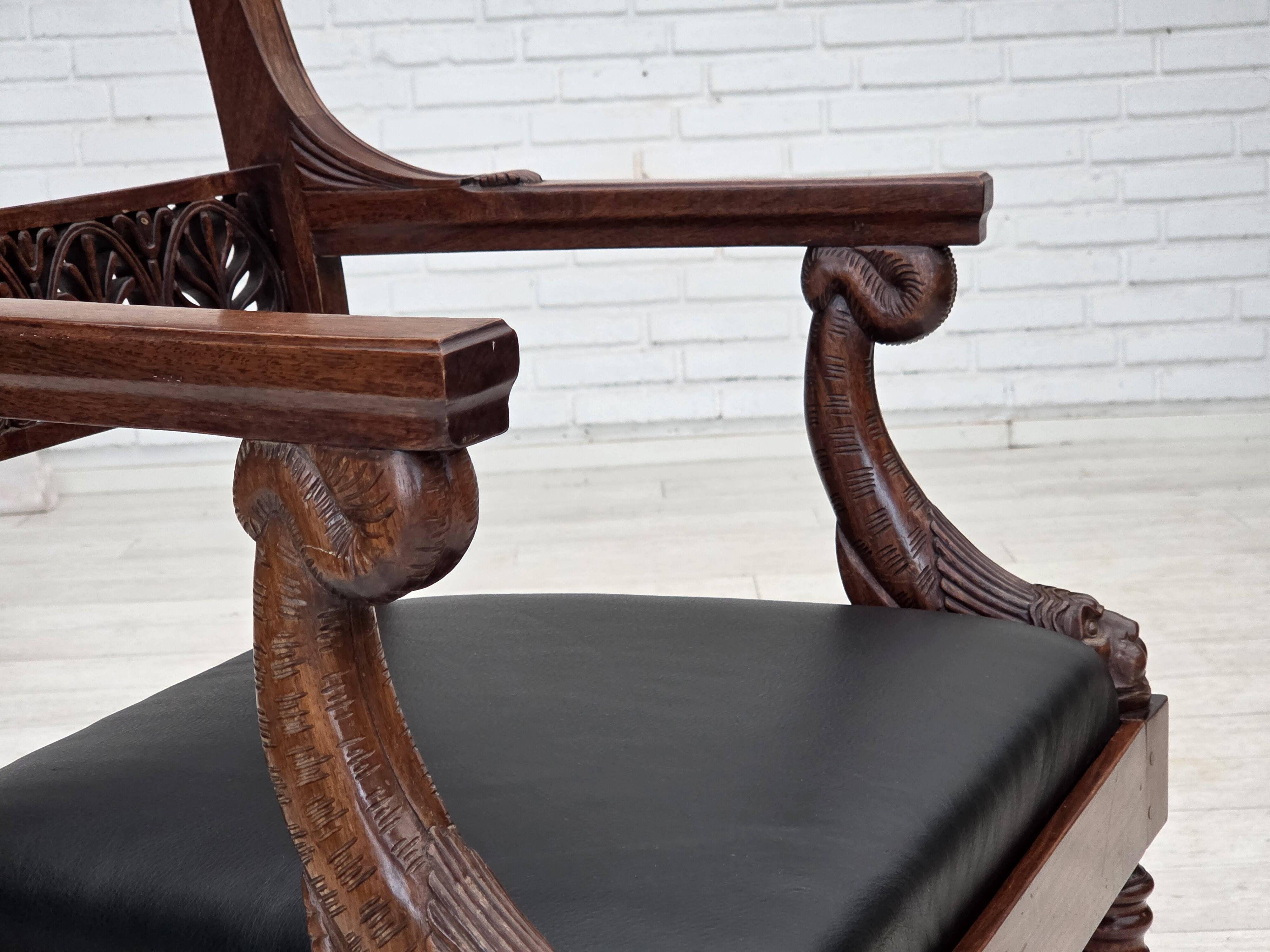 1920-30s, set of 2 armchairs, design after Georges Jacob, carved teak wood.