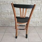 Chaises bistrot dépareillées
