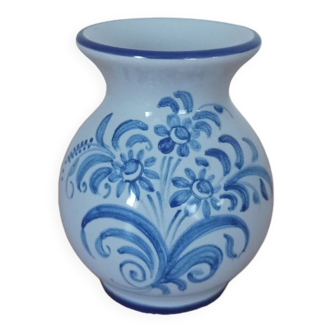 Miniature vase