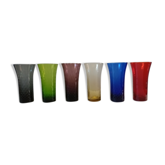 6 verres colorés