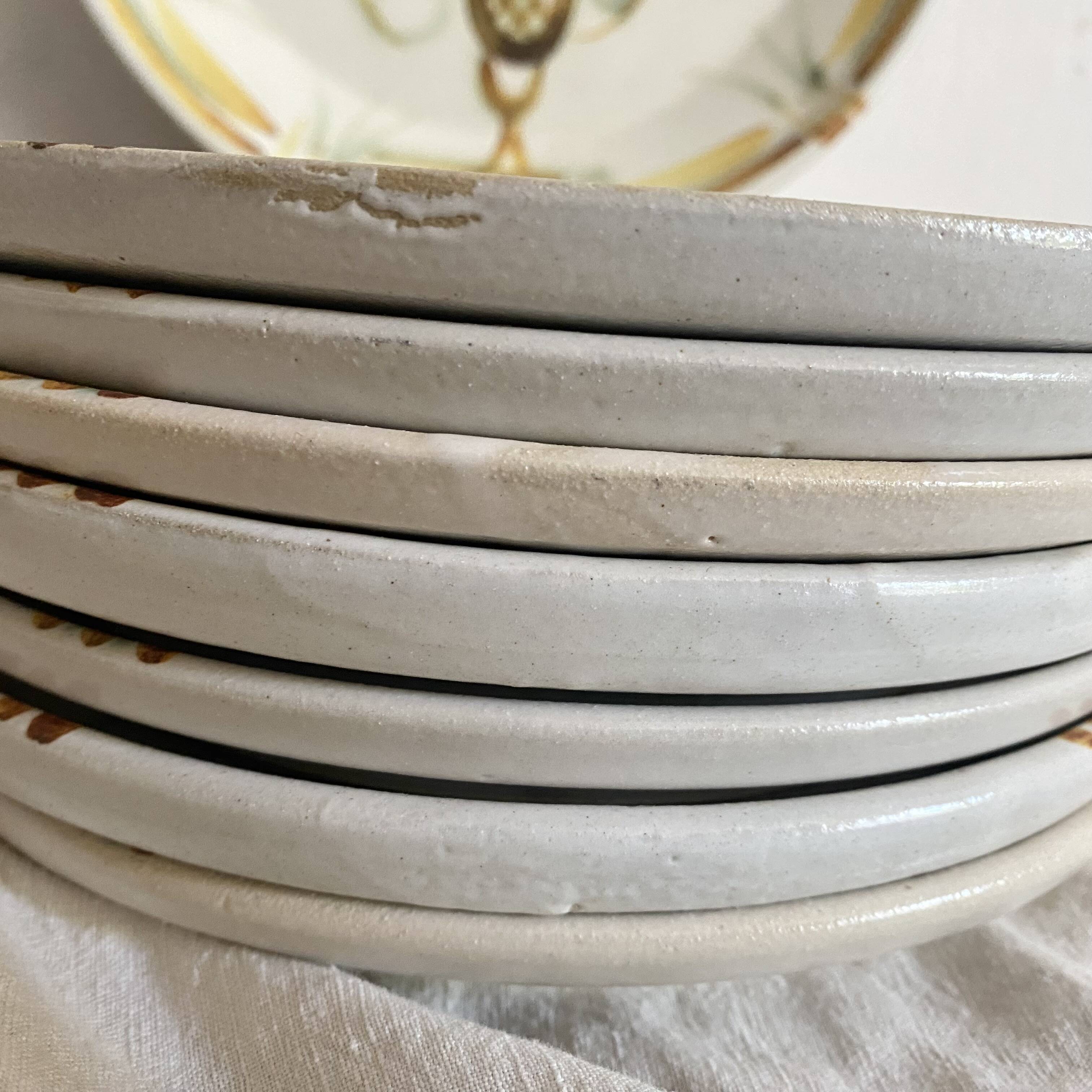 Hand-painted dessert plates Keraluc Quimper Brittany