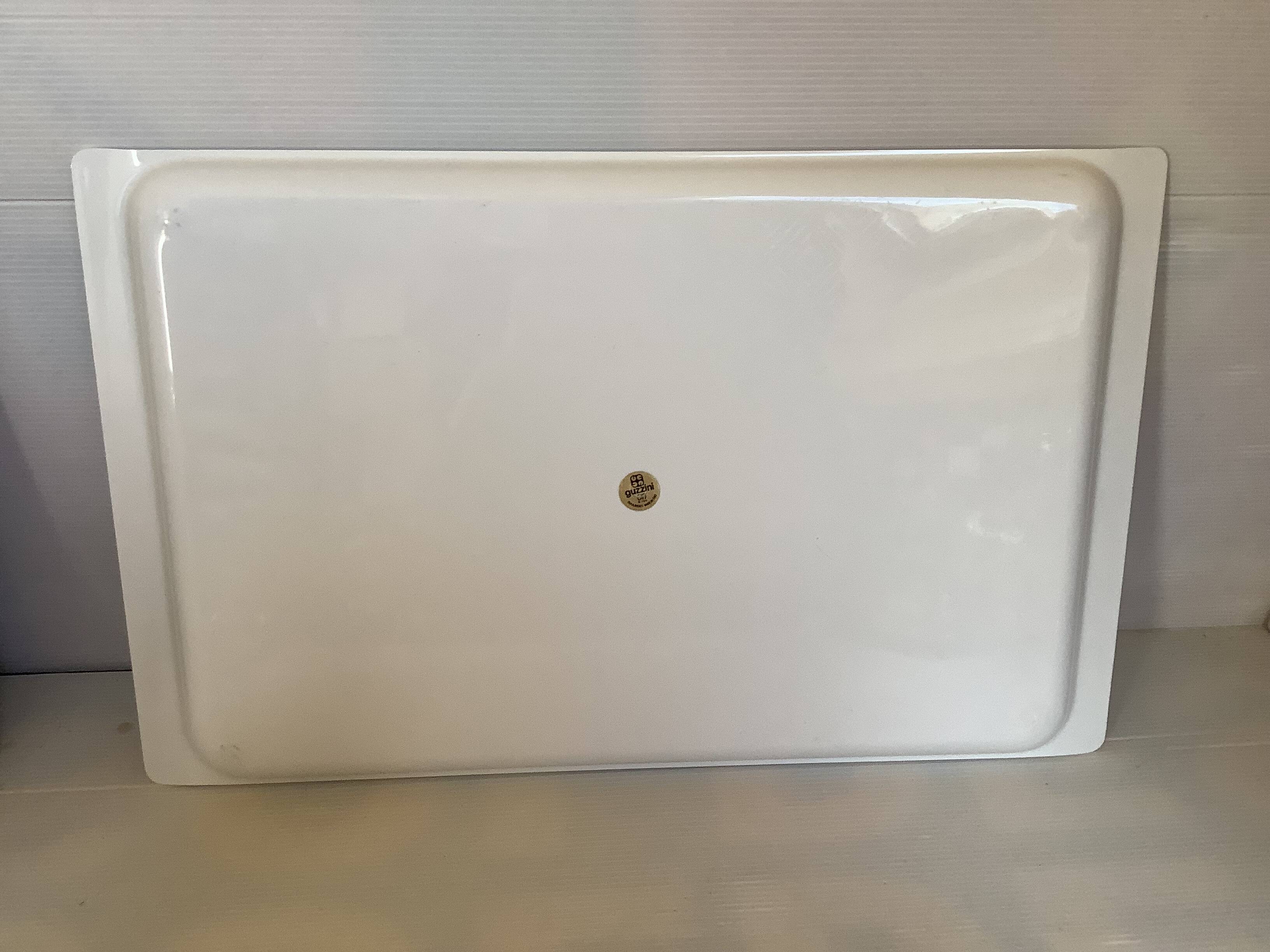 Stella Plateau by Paolo Tilche Guzzini