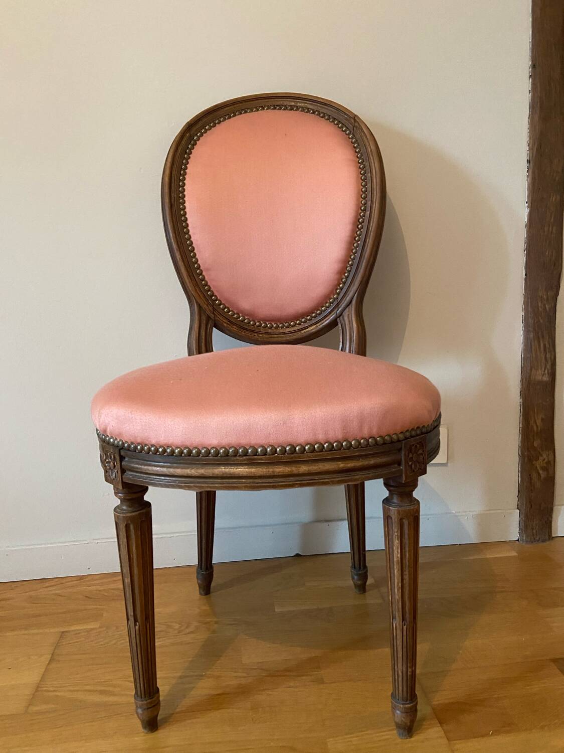 Louis XVI style medallion chair