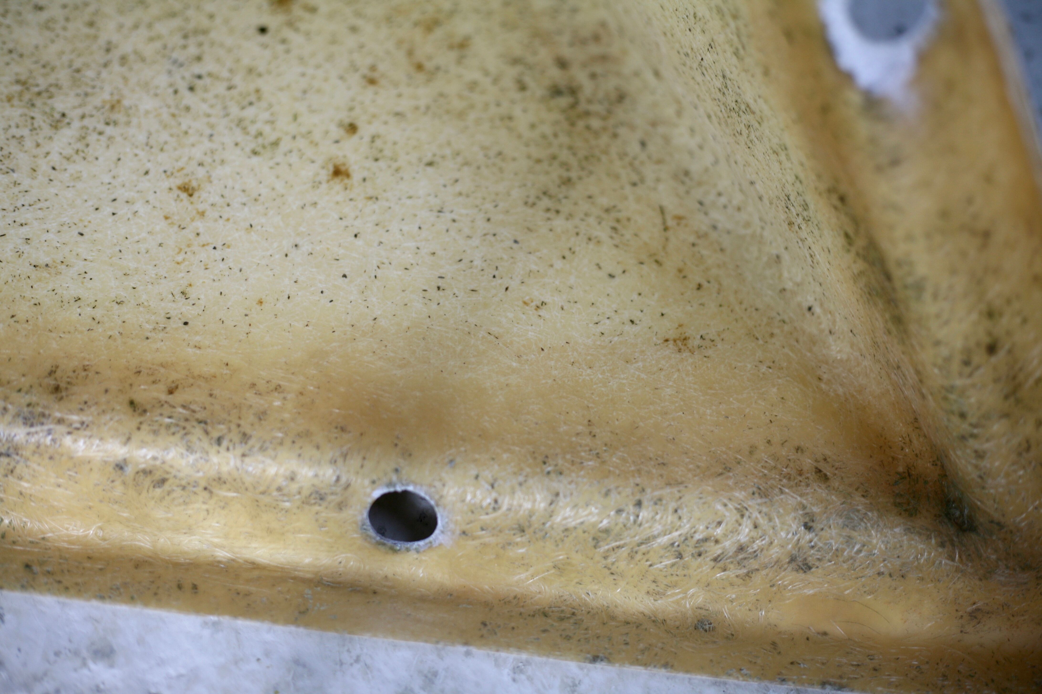 Fiberglass circa 1970. 6 tetrahedron-shaped elements. France.