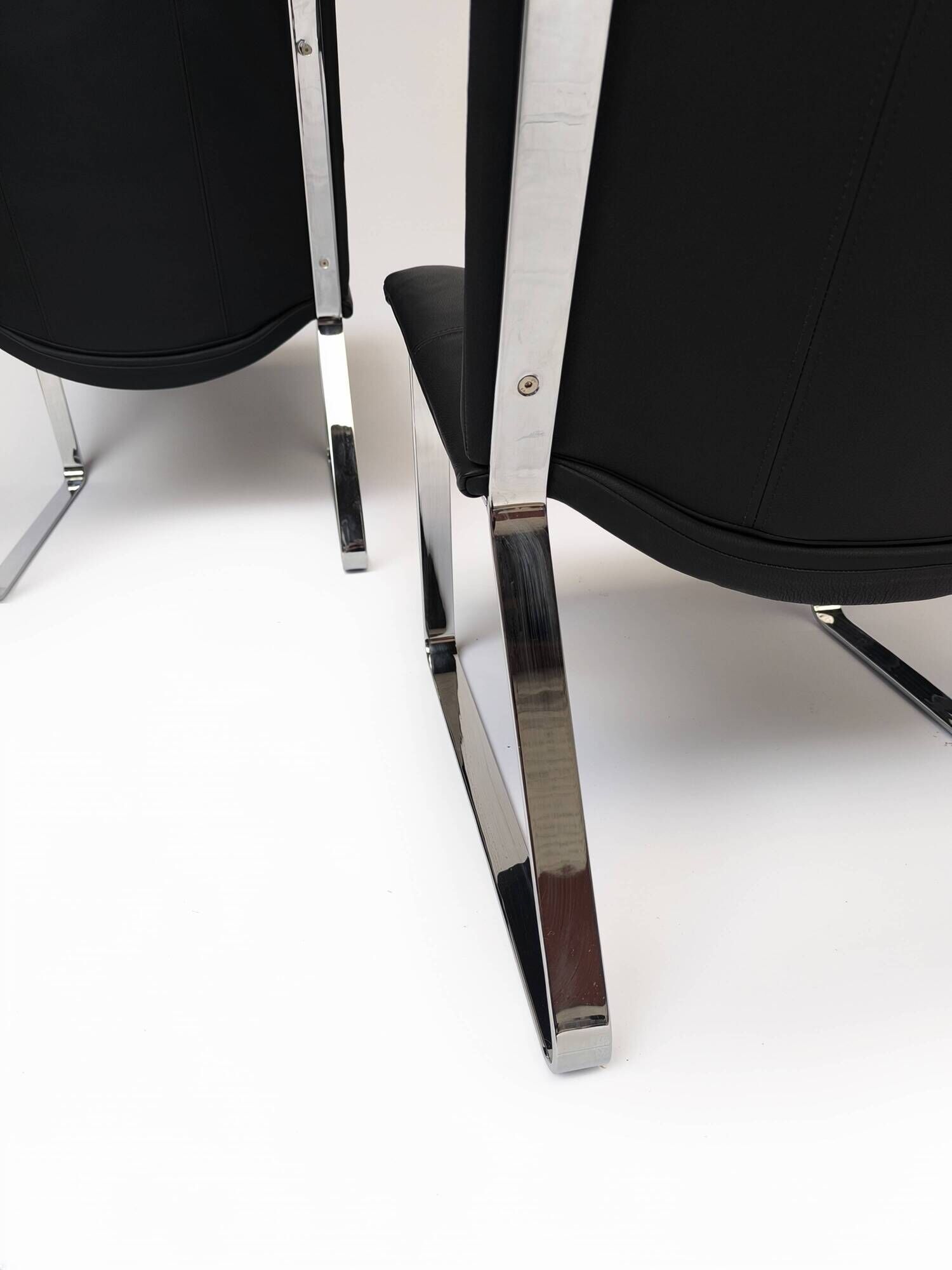 4 chaises BoConcept JetChair