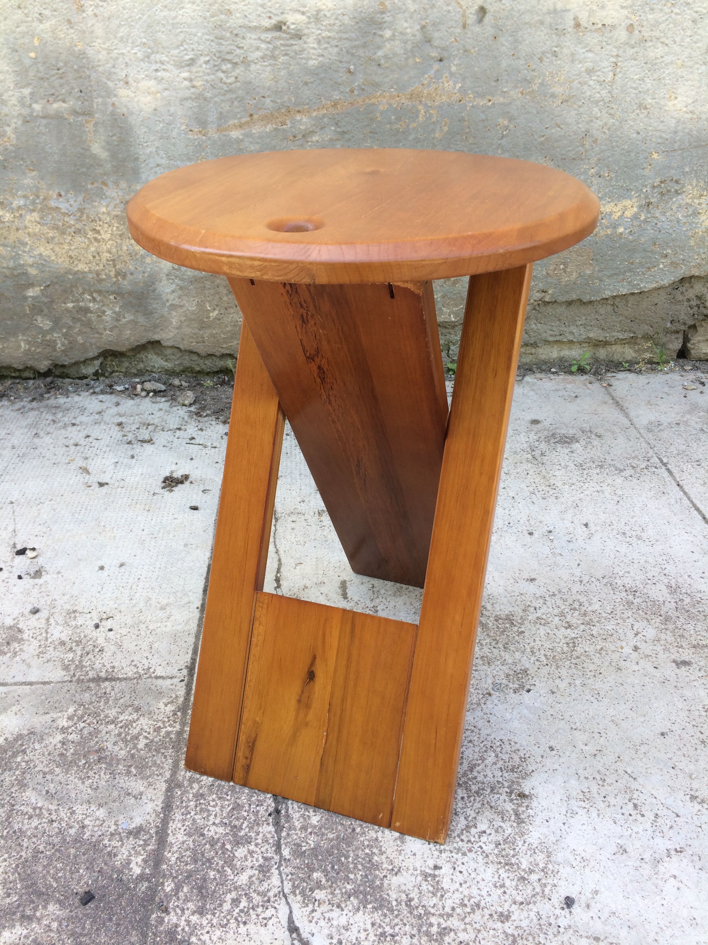 Tabouret Suzy pliant par Adrian Reed