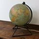 Globe terrestre lumineux
