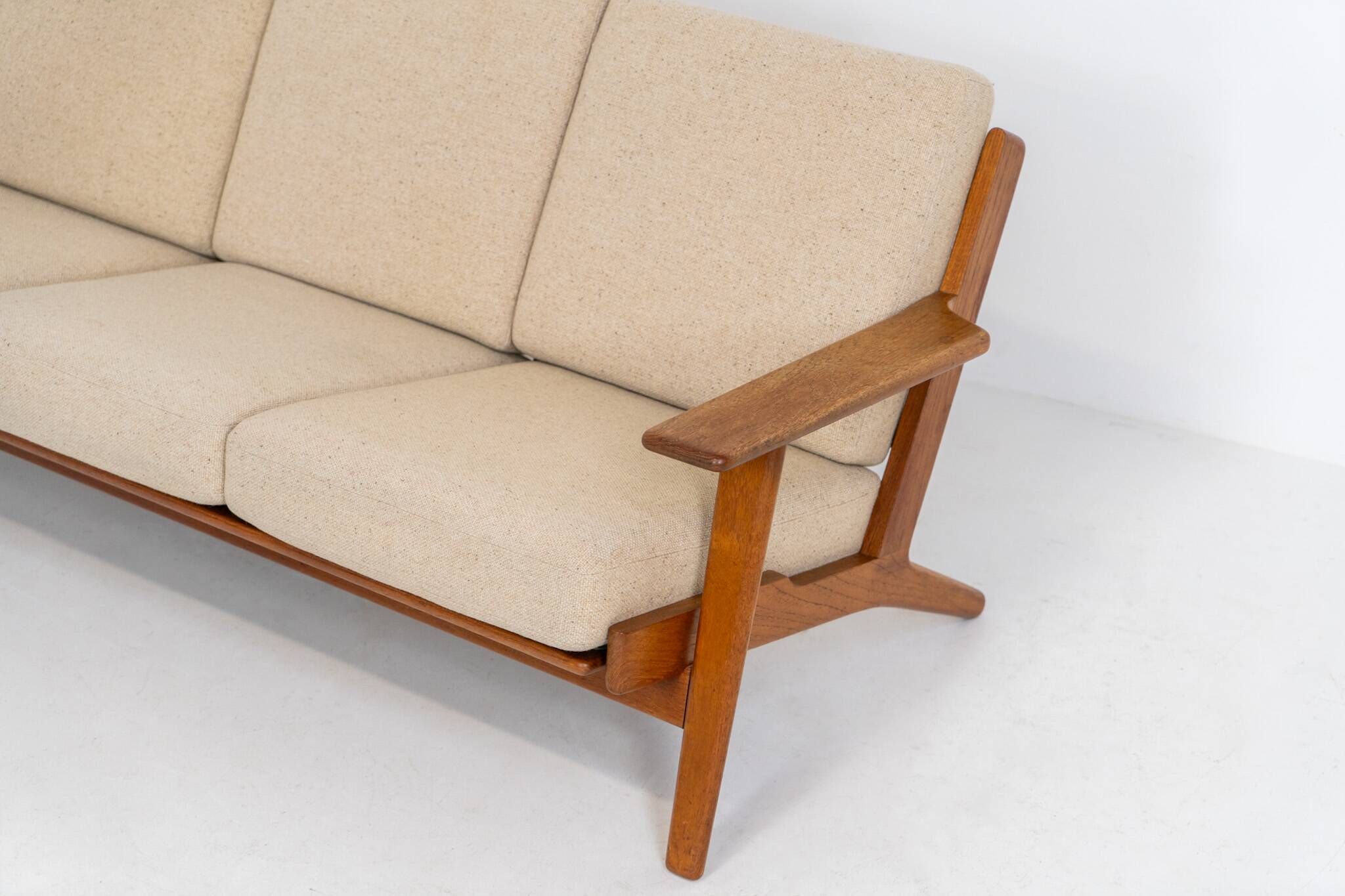 GE-290 3-seater sofa in oak by Hans J. Wegner for Getama