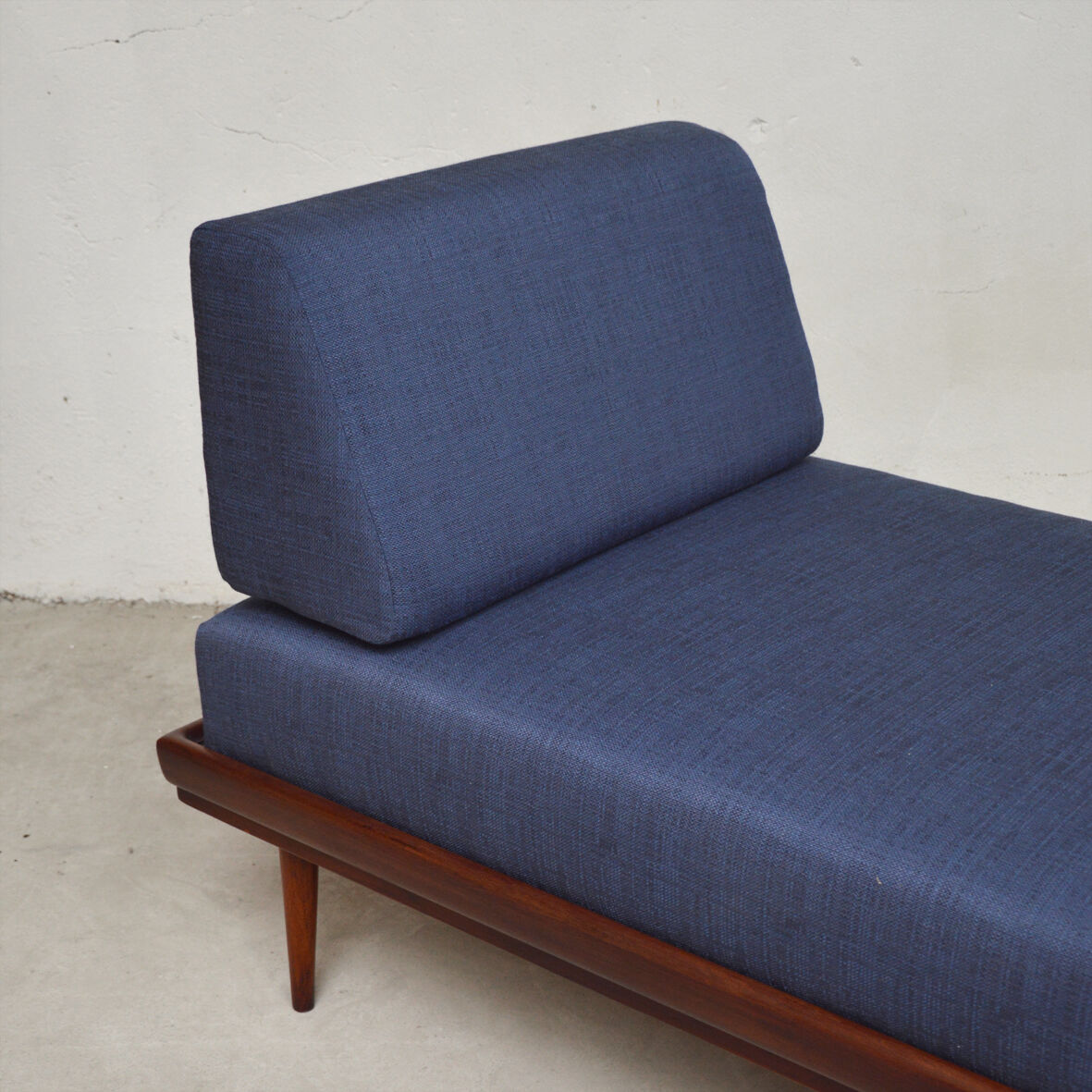 Restored daybed by Wilhelm Knoll 1950