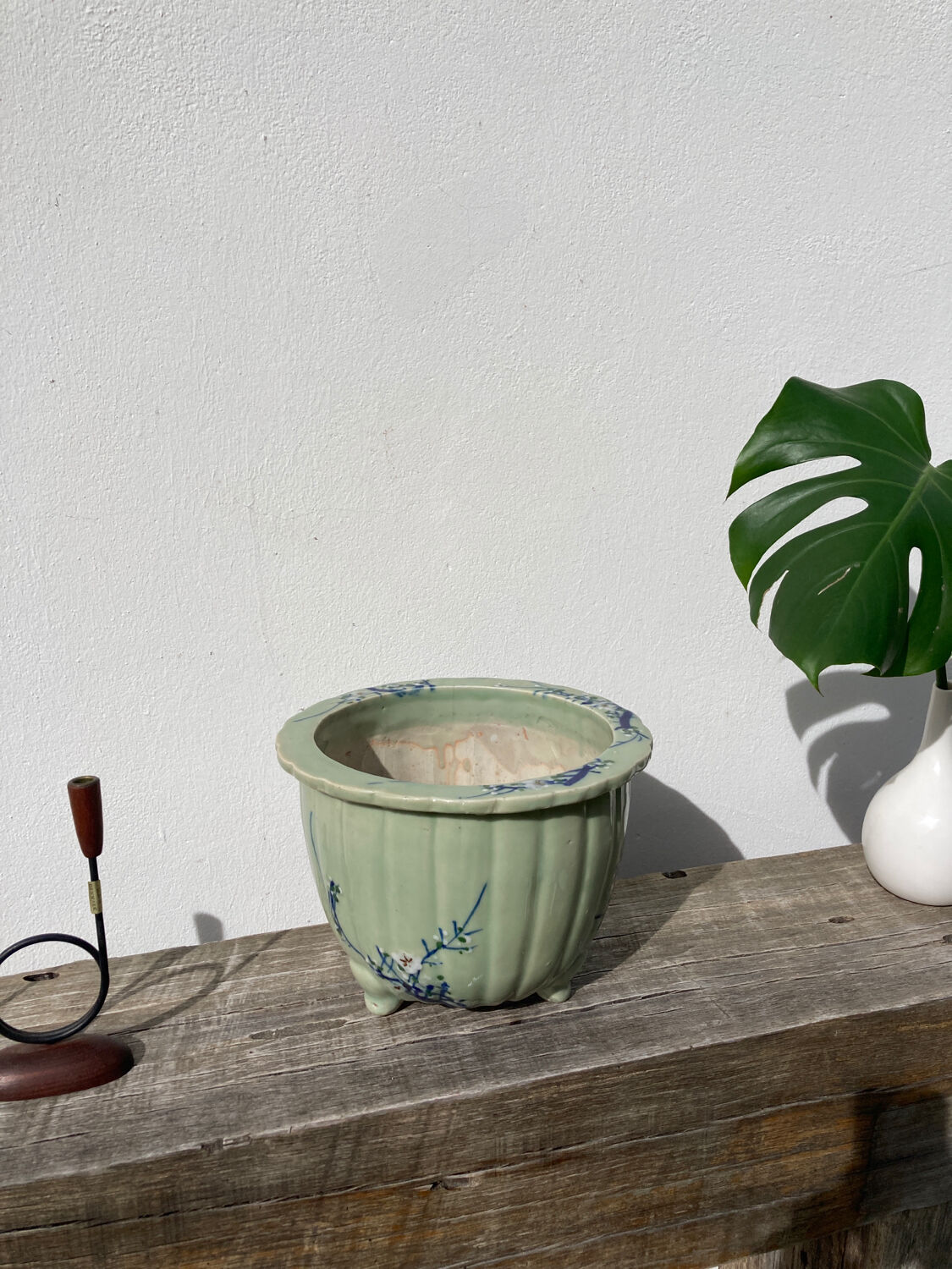 Chinese blue ceramic pot cover