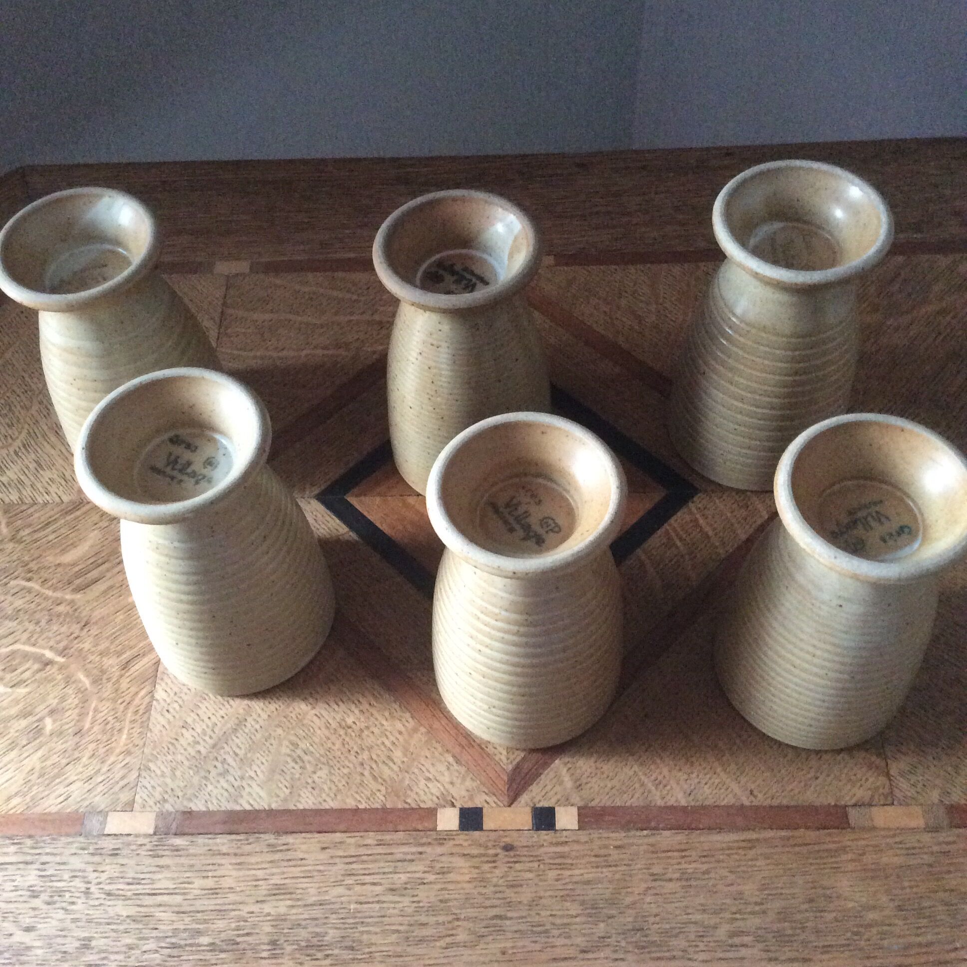 Set of cups, mazagrans sandstone