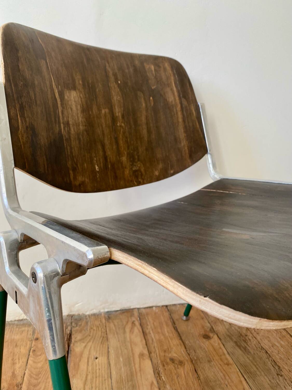 Pair of DSC 106 chairs by Giancarlo Piretti