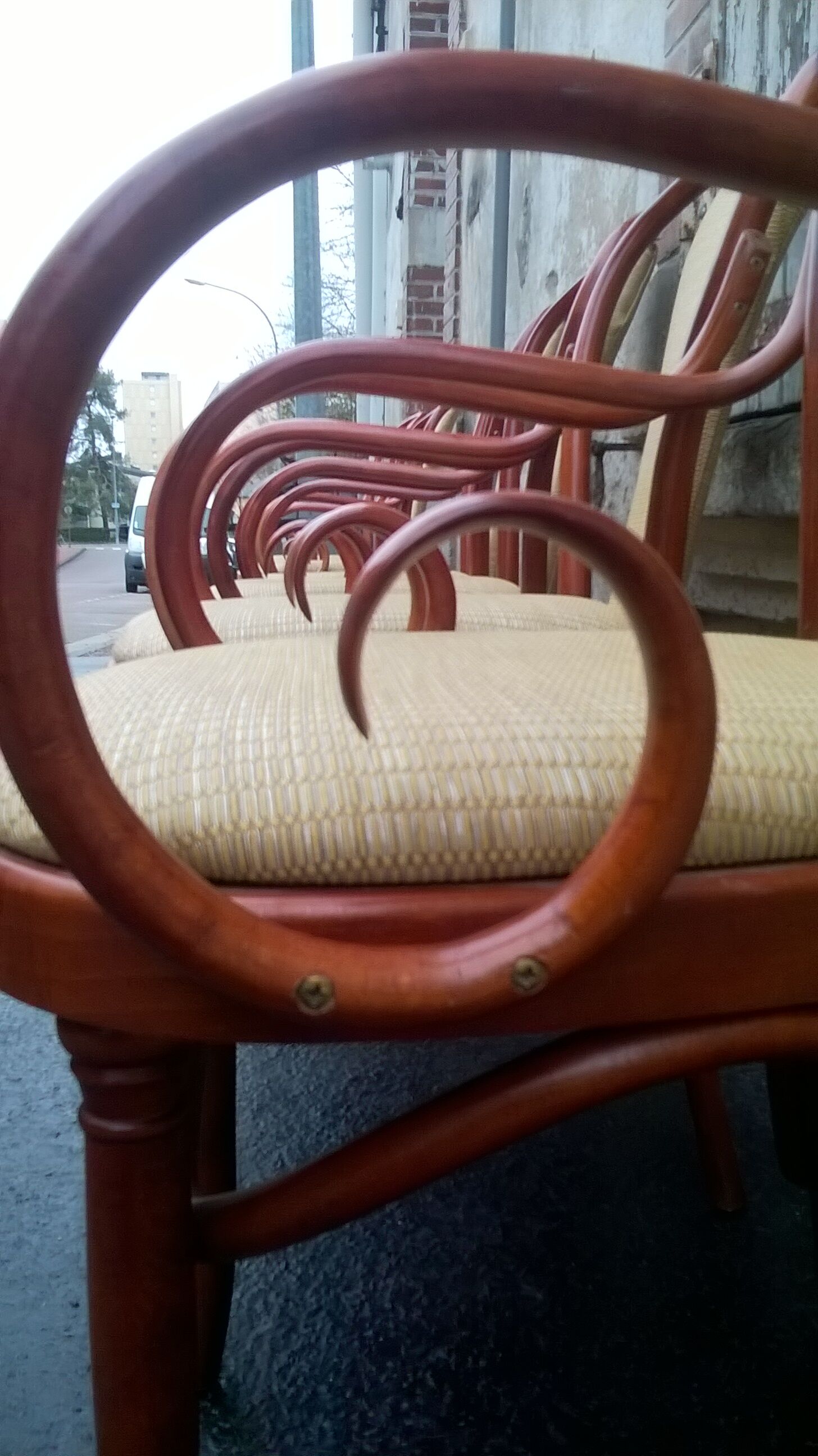 Sets of 4 fmg armchairs