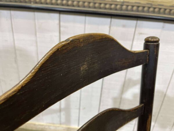 Chaise de nourrice anglaise XIXème en chêne et frêne