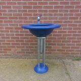 Vintage enameled sink