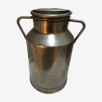 Stainless steel milk canister