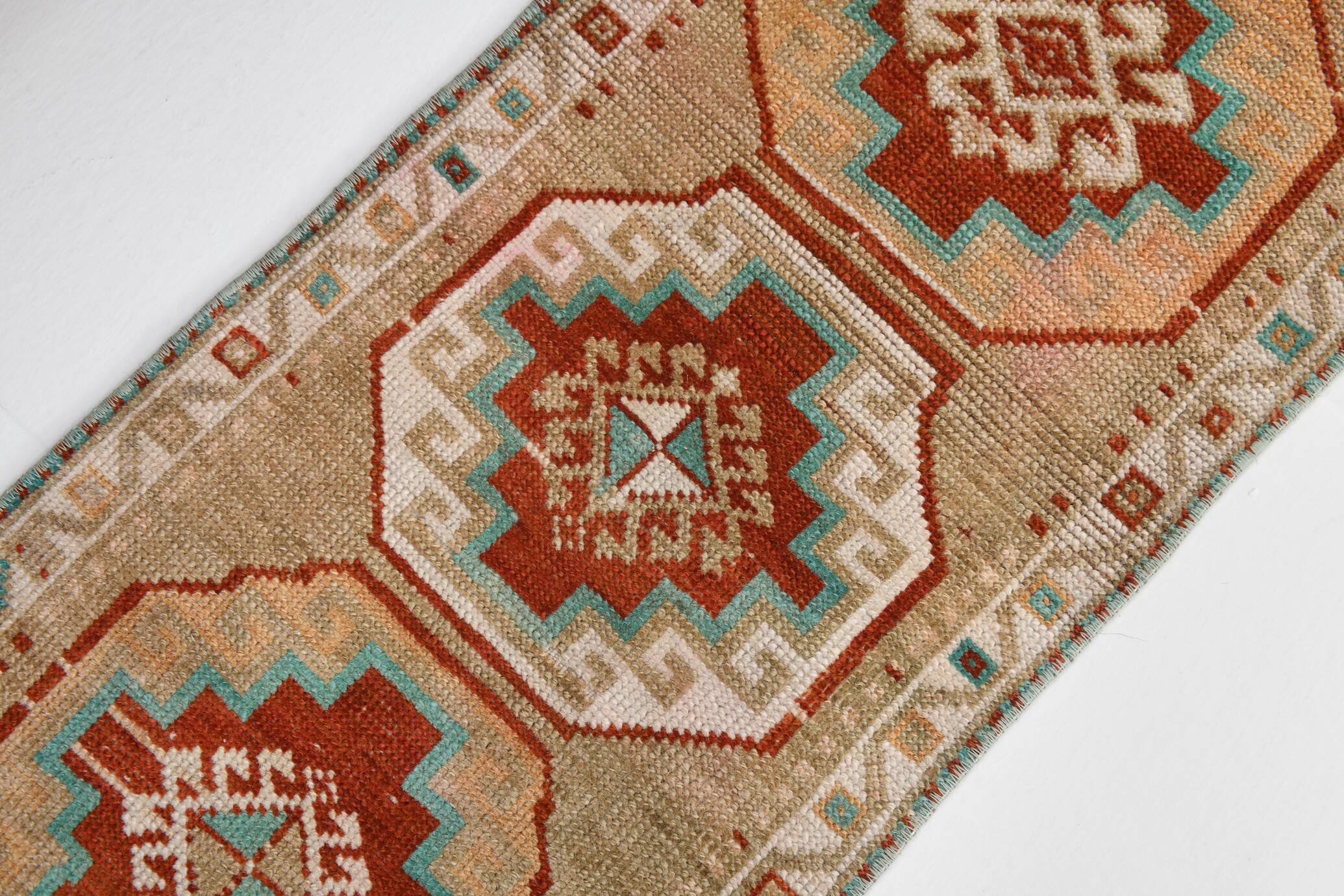 Red Cream Oriental Turkish Vintage Rug, 39x84Cm