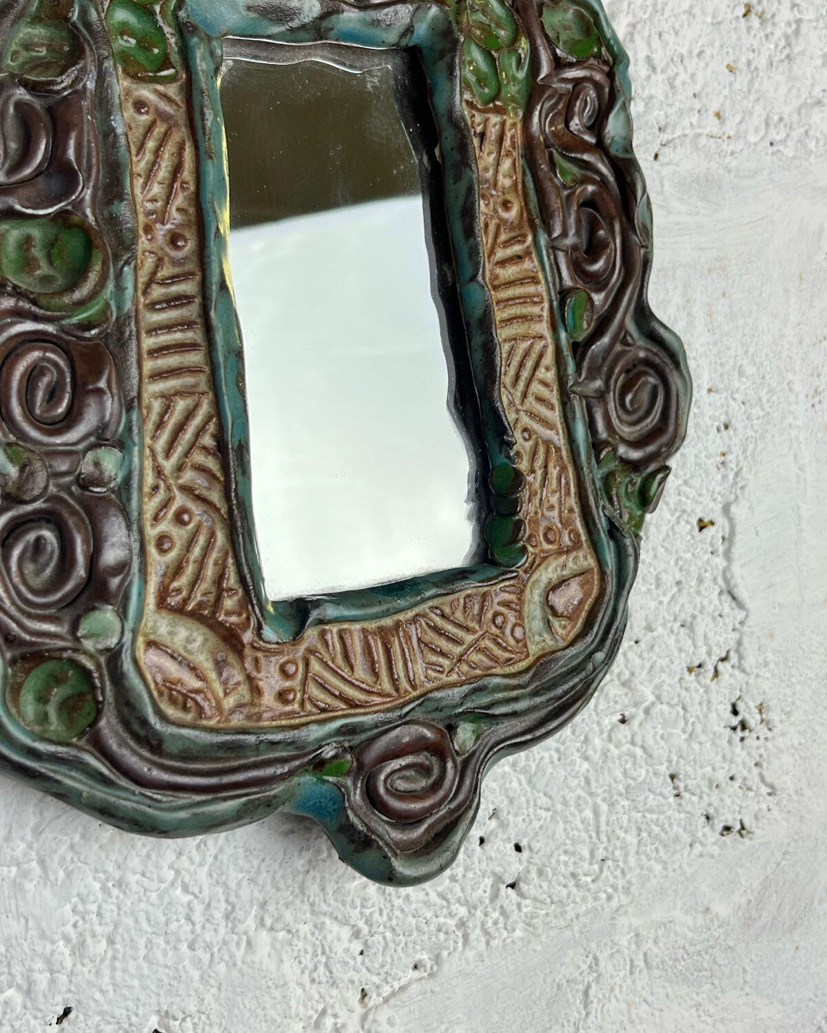 Anonymous ceramic mirror, 20x12 cm