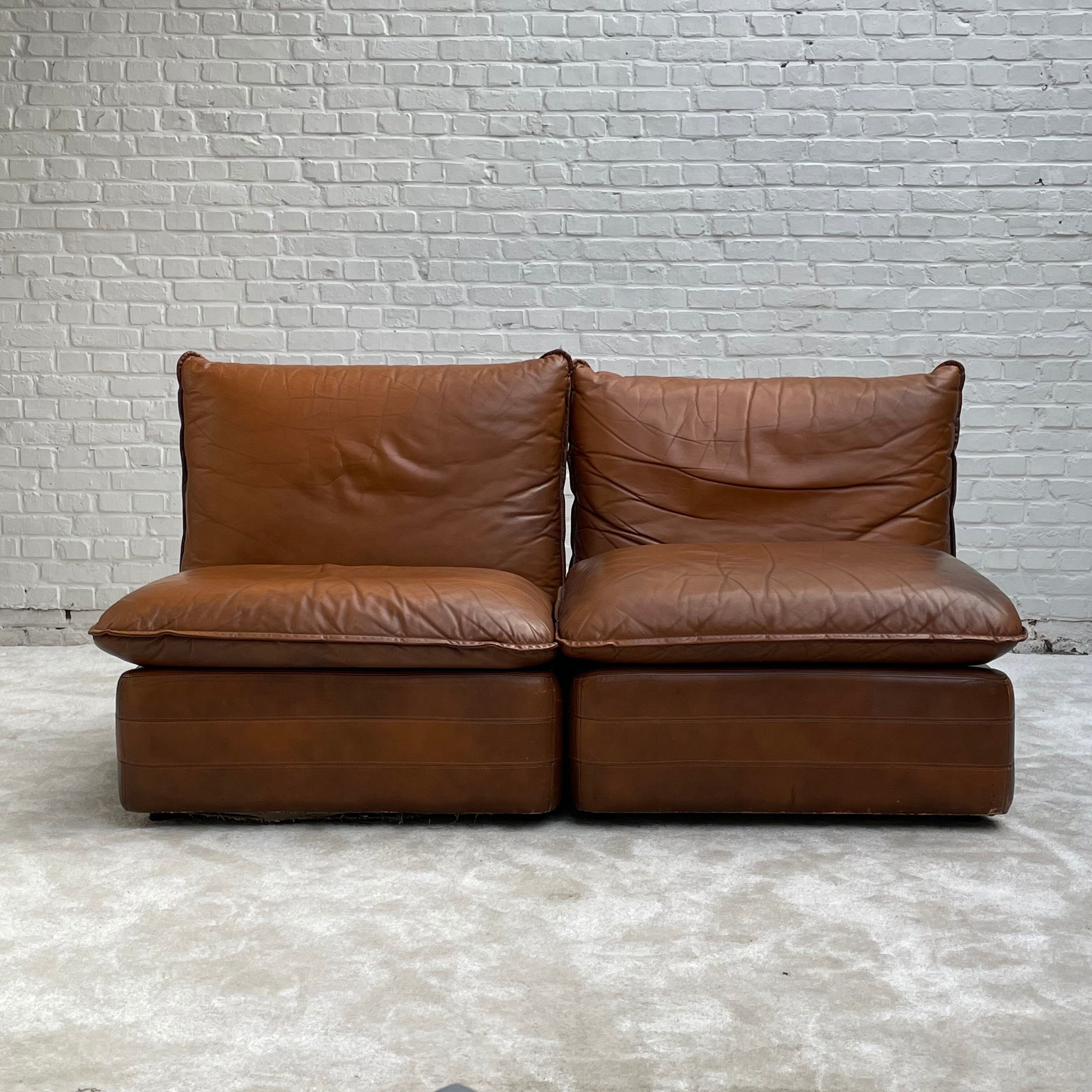 Comfy Leather cognac sofa's