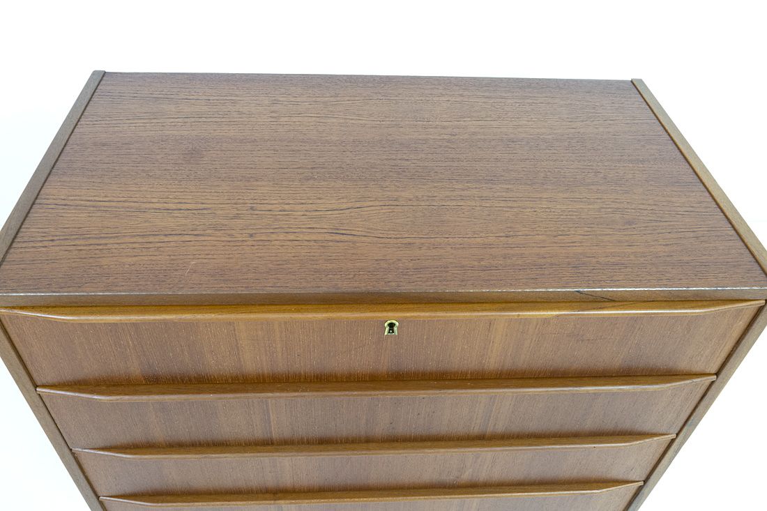 Scandinavian Chest of Drawers in Teak, 1960s