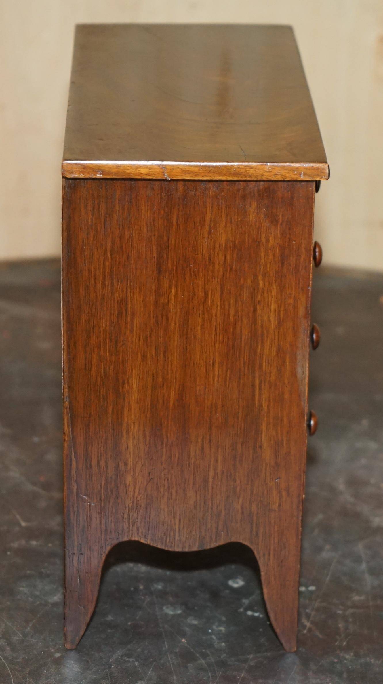 Antique Georgian sampling commode circa 1780-1820