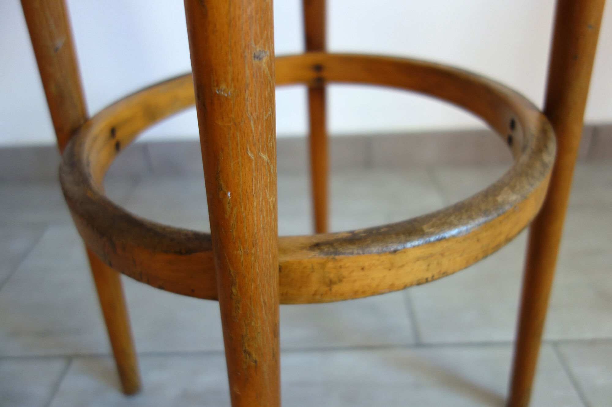 Baumann vintage top stool