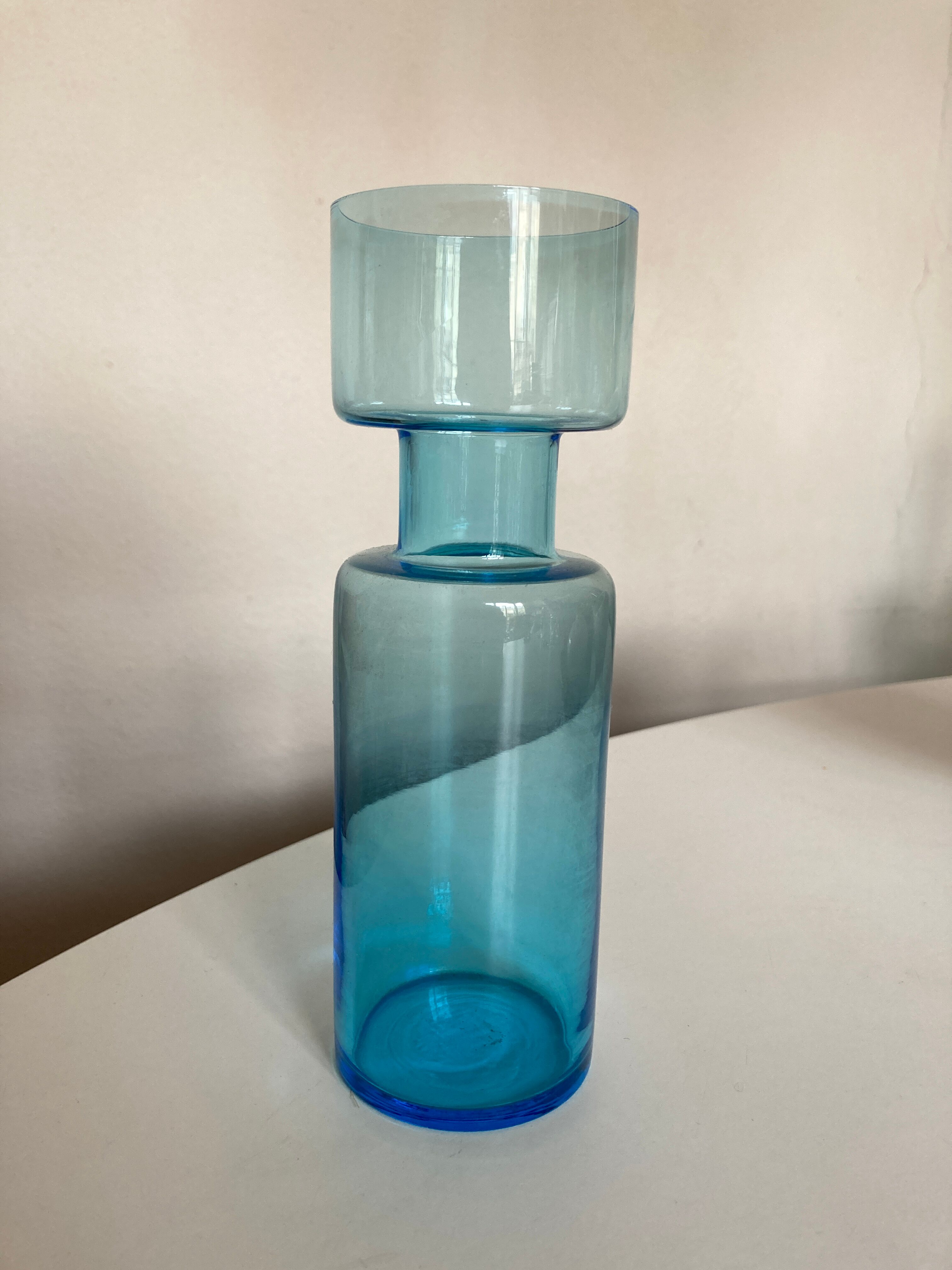 Product BHV Scandinavian glass vase