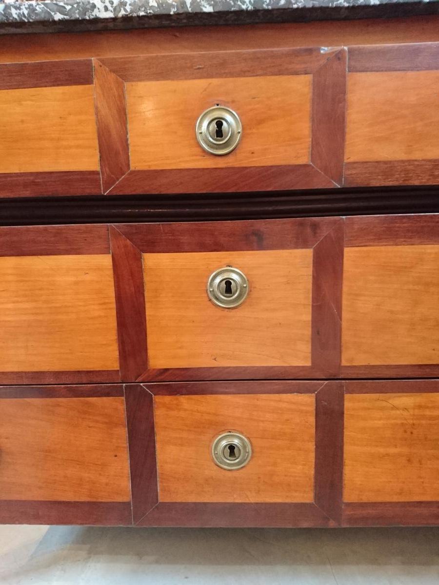 "Convenient time end XVI XVIII Saintongeaise plateau in marble"