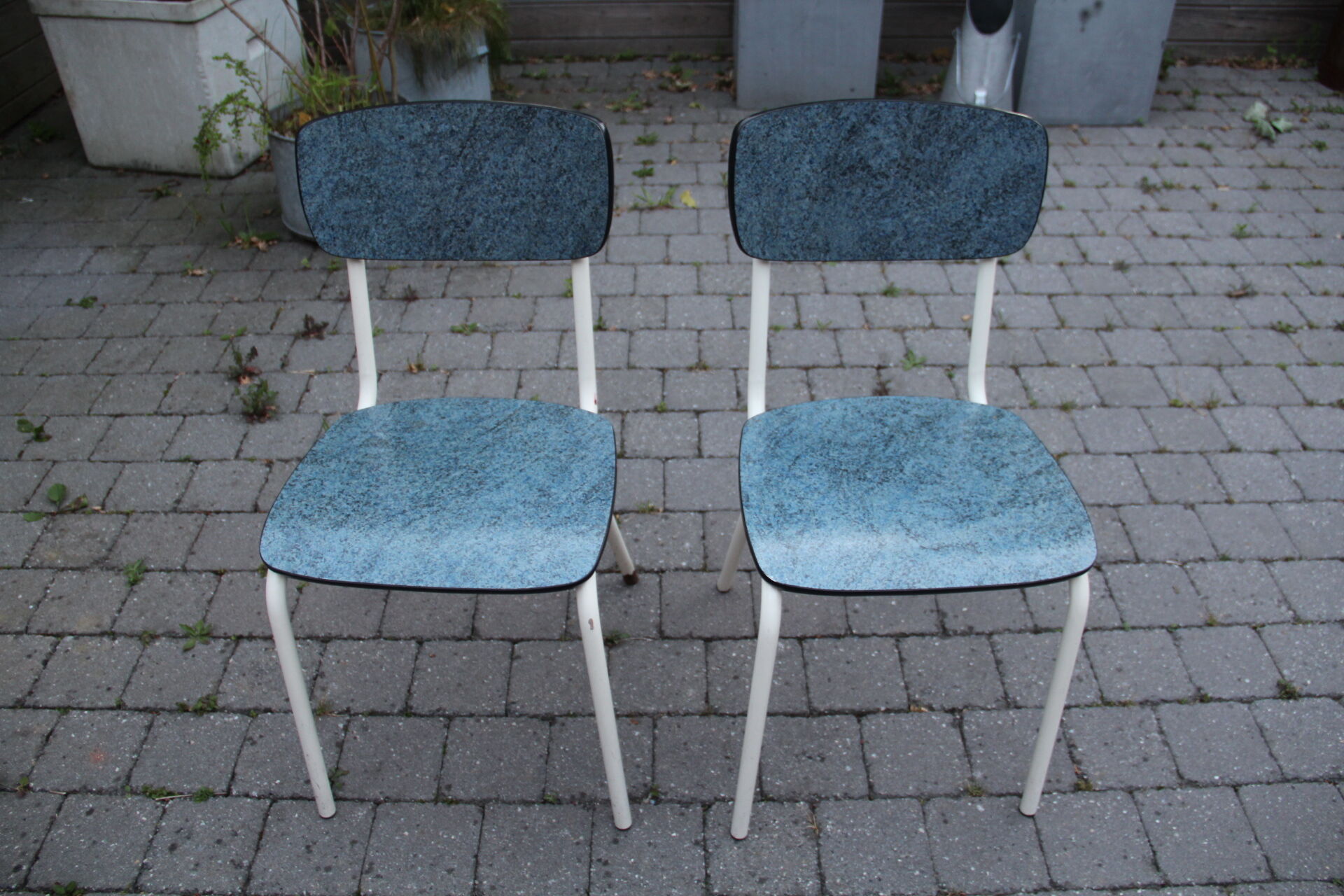 2 blue Formica cjaises, circa 1950