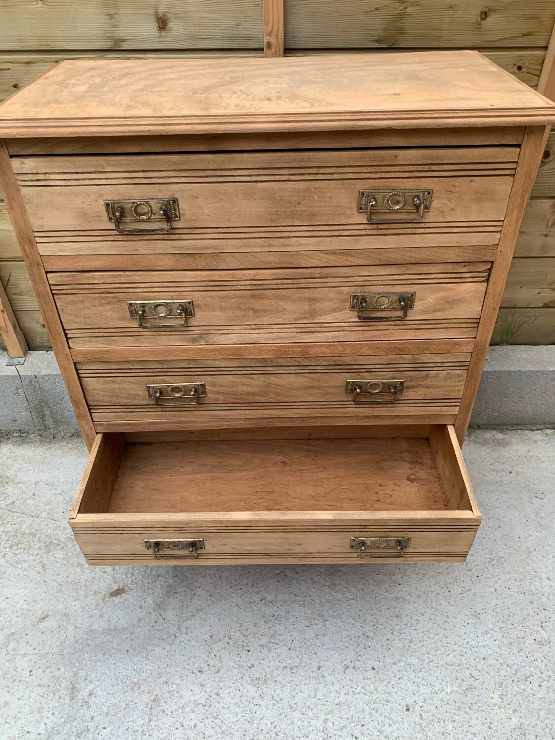 Art Deco chest of drawers