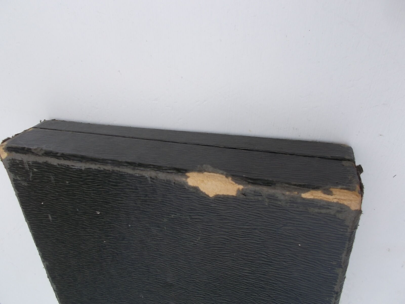 Housewife covered dessert red handle