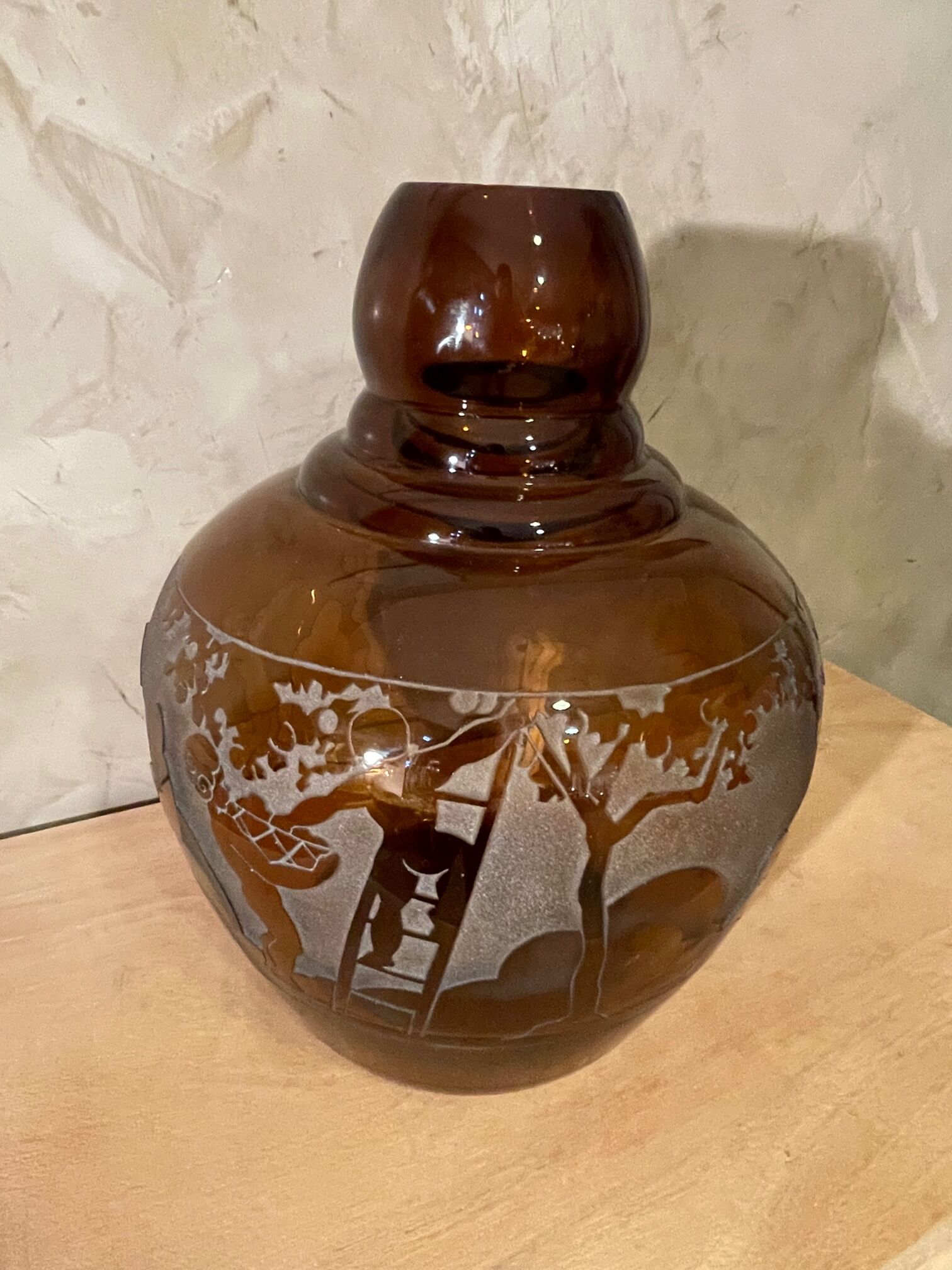 Art deco vase signed Berlys