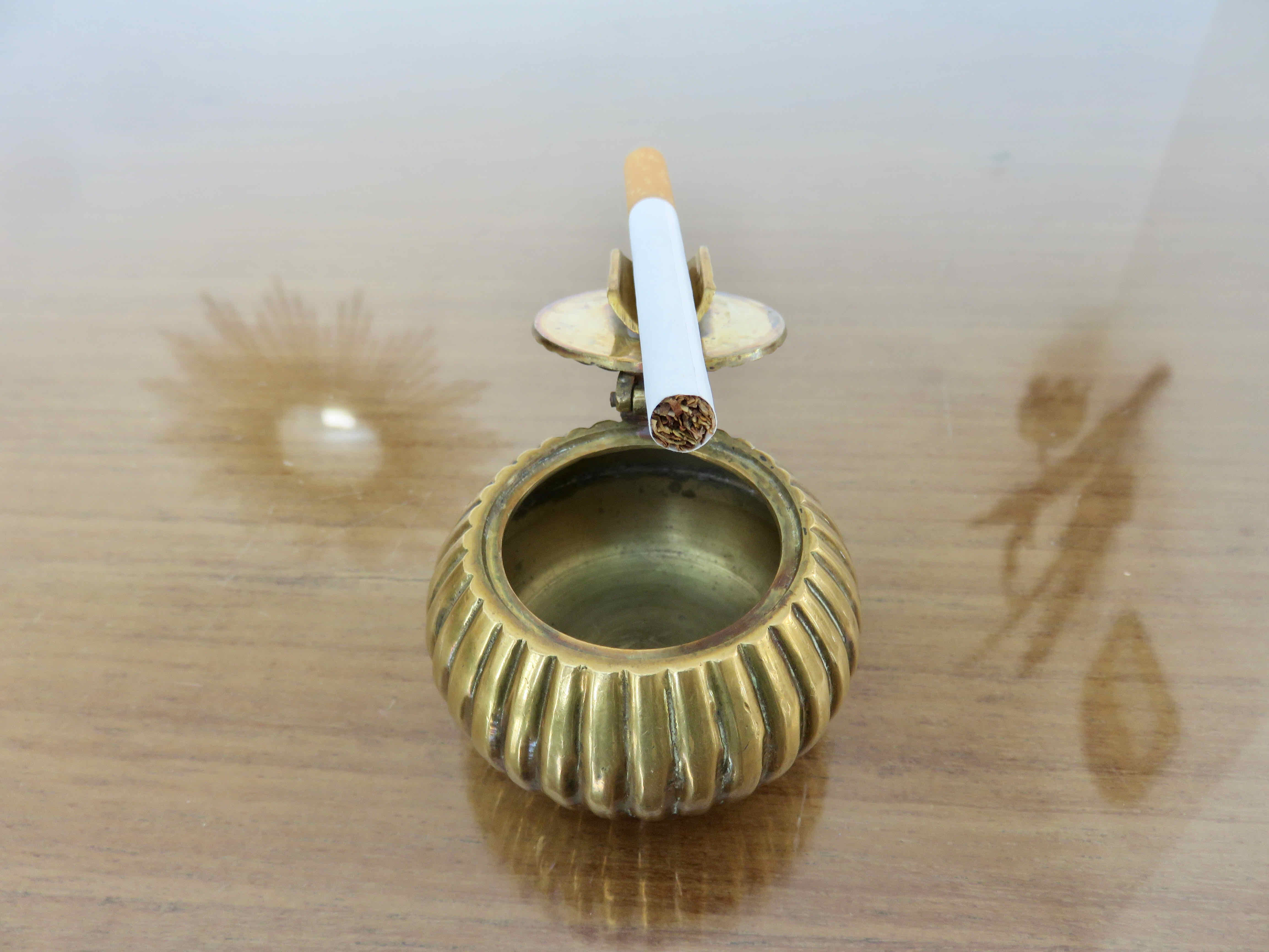 Brass pocket ashtray 60s 70s