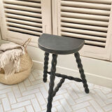 Tripod stool